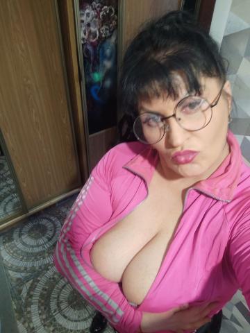 Рухшона фото 2